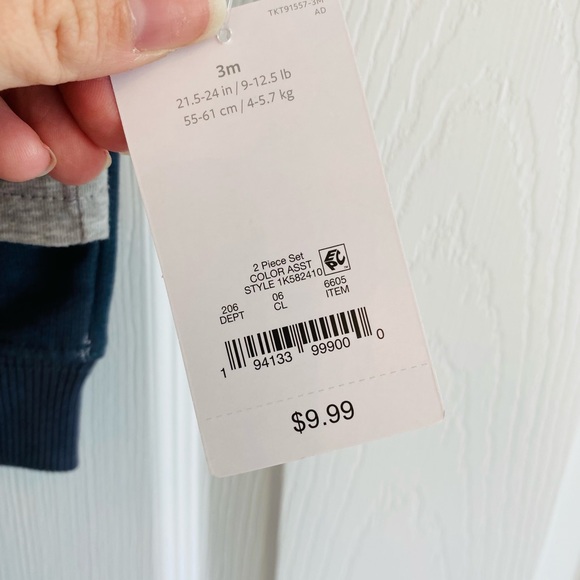 Just One You Lion Outfit - Picture 3 of 4